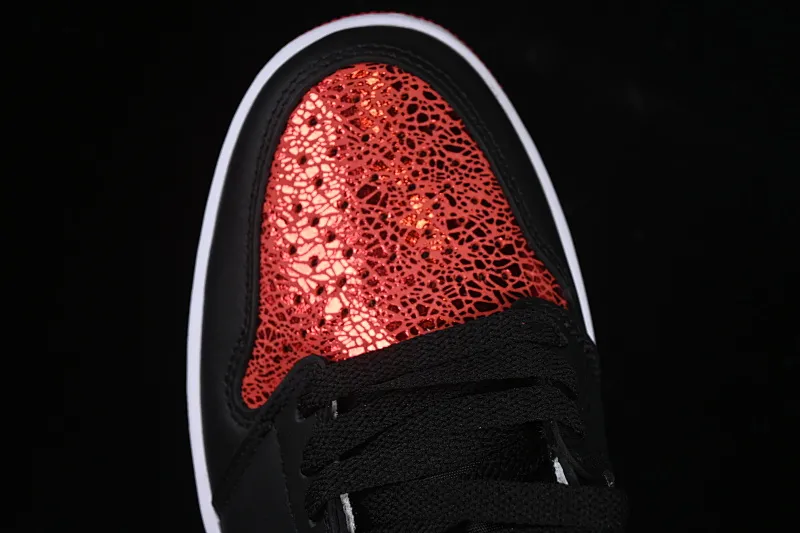 All categories Air Jordan Jordan series basketball shoes Air Jordan 1 High Air Jordan 1 High OG "Ruby" AJ1 Joe 1 Ruby high-top basketball shoes FD2596-602